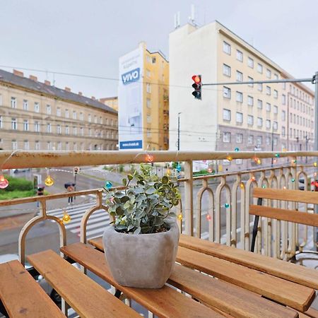 Appartement Charming Old Town Family Retreat à Bratislava Extérieur photo